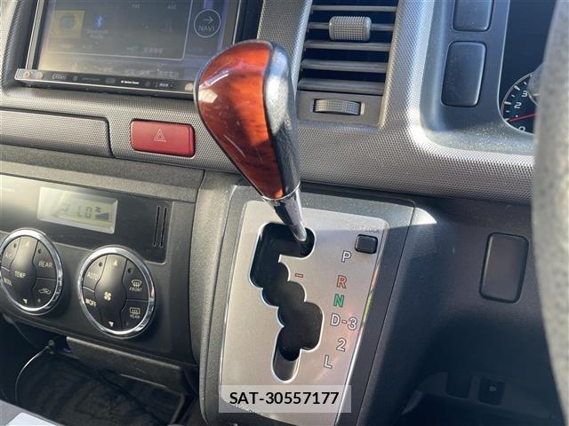 Toyota HIACE VAN 2013 8677207-7