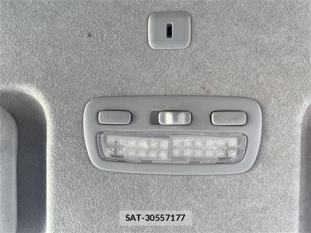 Toyota HIACE VAN 2013 8677207-8