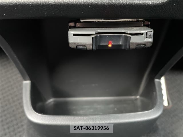 Honda STREAM 2010 8825105-1