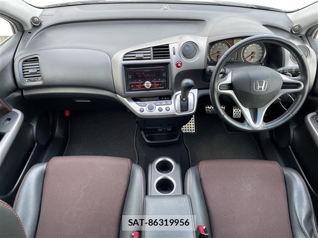 Honda STREAM 2010 8825105-15