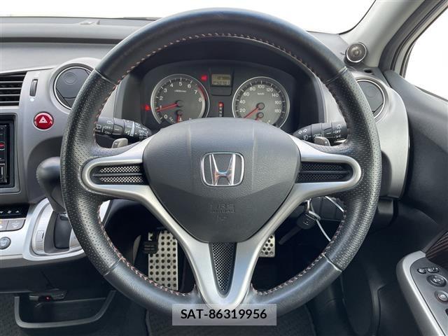 Honda STREAM 2010 8825105-17