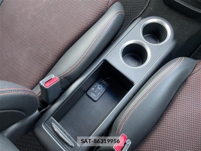 Honda STREAM 2010 8825105-20
