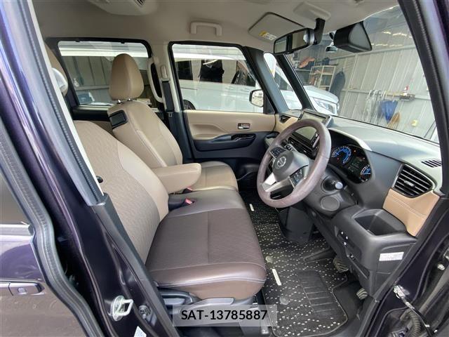 Nissan ROOX 2021 8724051-7