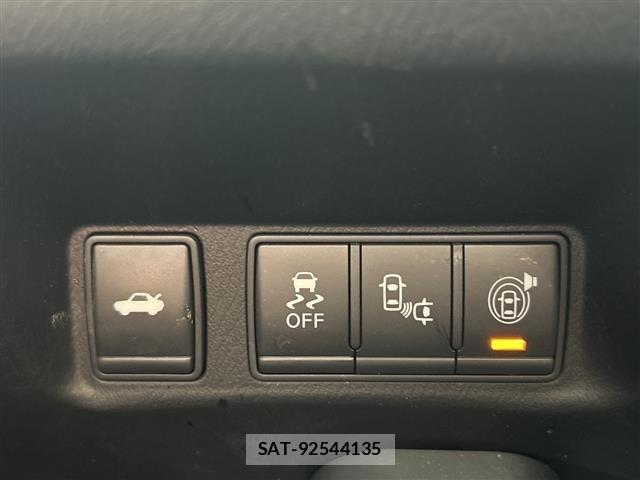 Nissan CIMA 2020 8676494-2
