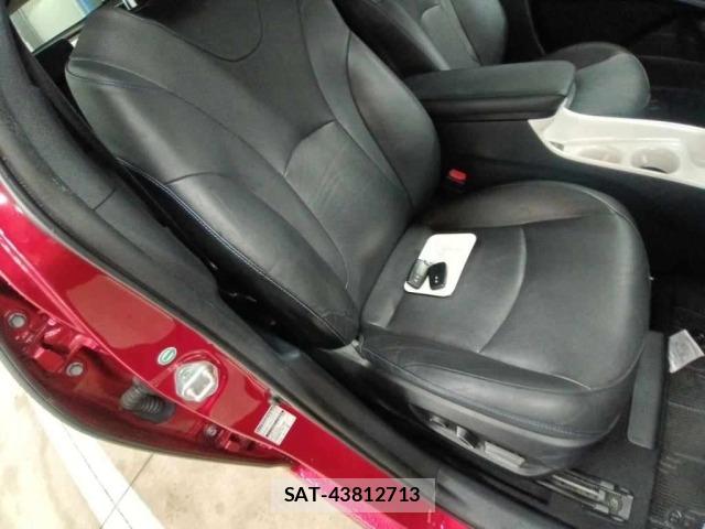 Toyota PRIUS 2016 8911244-10