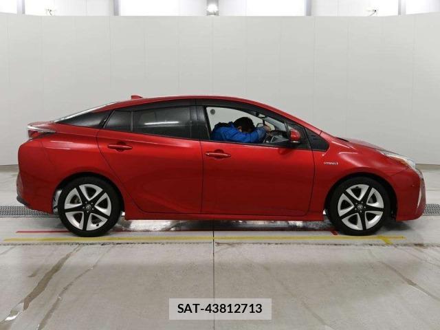 Toyota PRIUS 2016 8911244-3