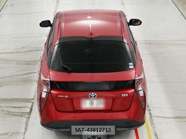 Toyota PRIUS 2016 8911244-8