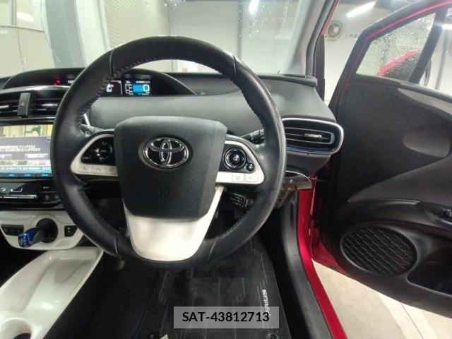 Toyota PRIUS 2016 8911244-9