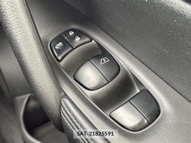 Nissan X-TRAIL 2017 8762831-11