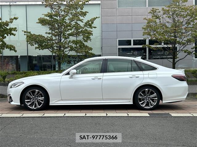 Toyota CROWN 2021 8734511-20
