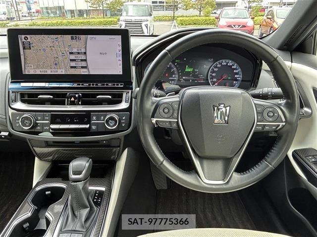 Toyota CROWN 2021 8734511-6