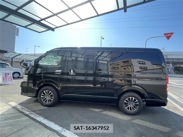 Toyota HIACE WAGON 2011 8722544-17