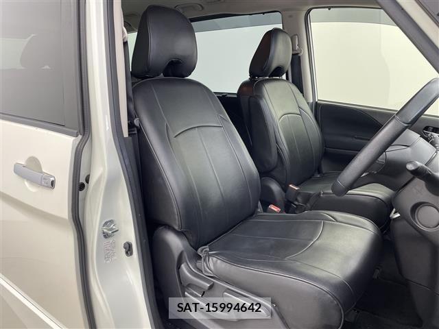 Nissan SERENA 2016 8748046-5