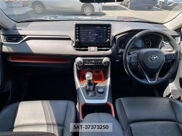 Toyota RAV4 2022 8737624-15