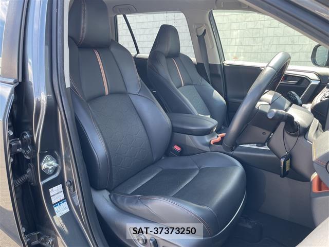 Toyota RAV4 2022 8737624-5