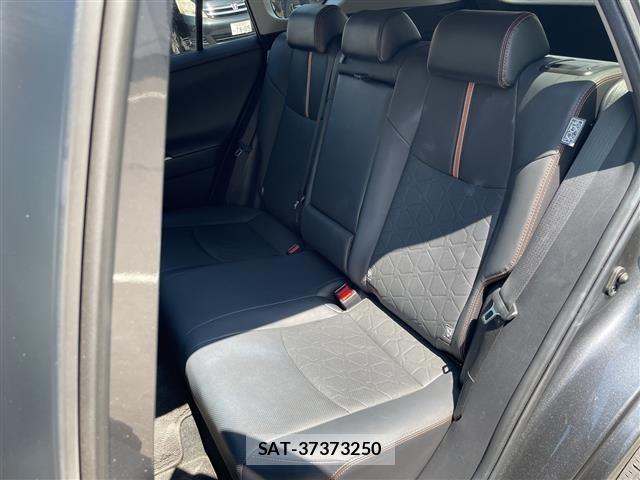 Toyota RAV4 2022 8737624-9