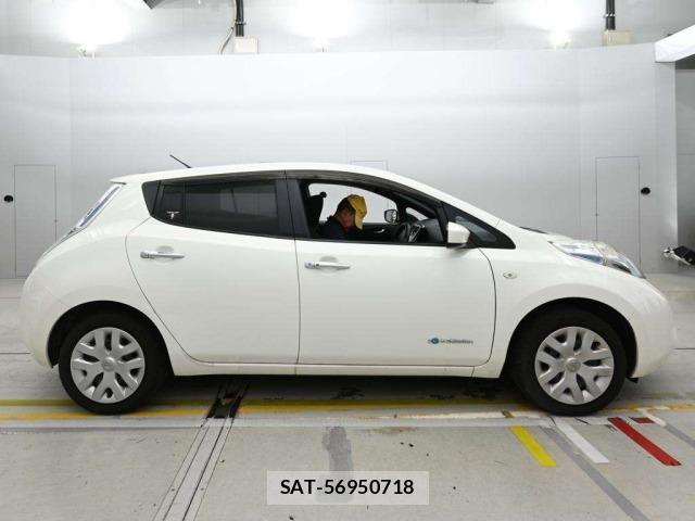 Nissan LEAF 2016 8928477-3