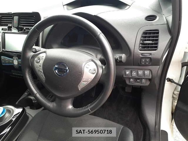 Nissan LEAF 2016 8928477-9