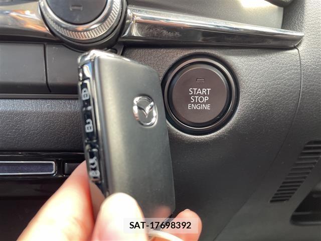 Mazda CX-30 2023 8748265-1