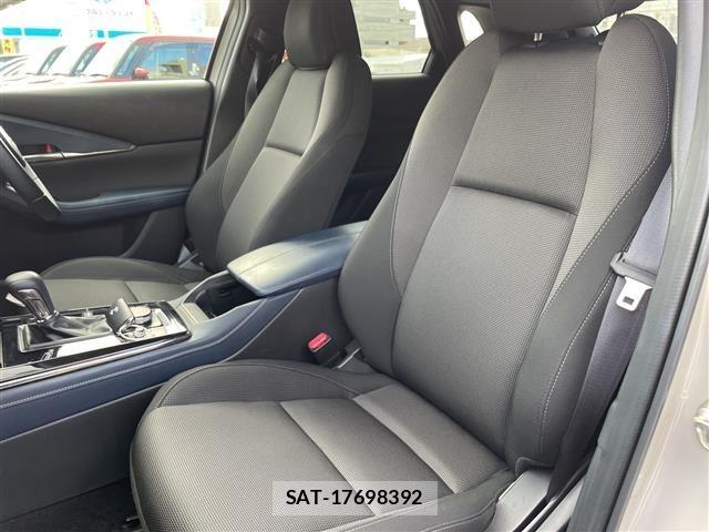 Mazda CX-30 2023 8748265-6