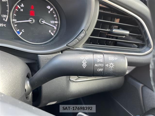 Mazda CX-30 2023 8748265-8