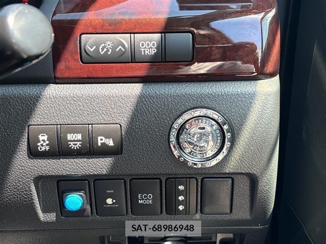 Toyota VELLFIRE 2012 8674488-9