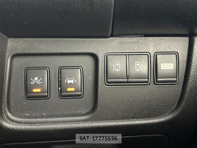 Nissan SERENA 2015 8748047-17