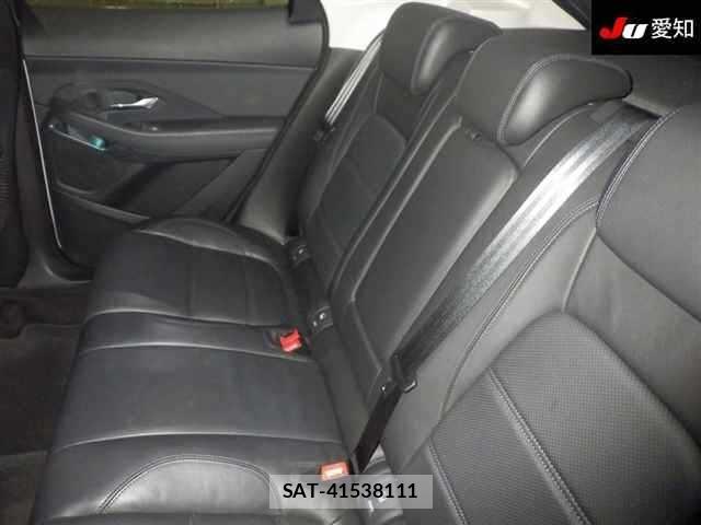 Jaguar E-PACE 2018 8862094-4