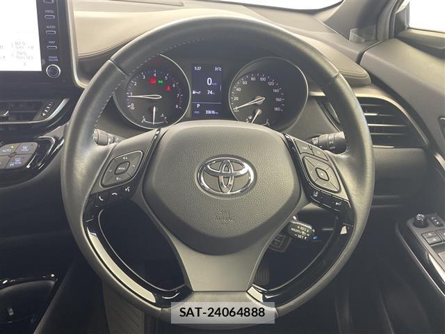 Toyota C-HR 2020 8724260-5