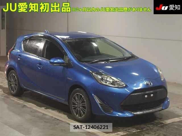 Toyota AQUA 2020 8862362-0
