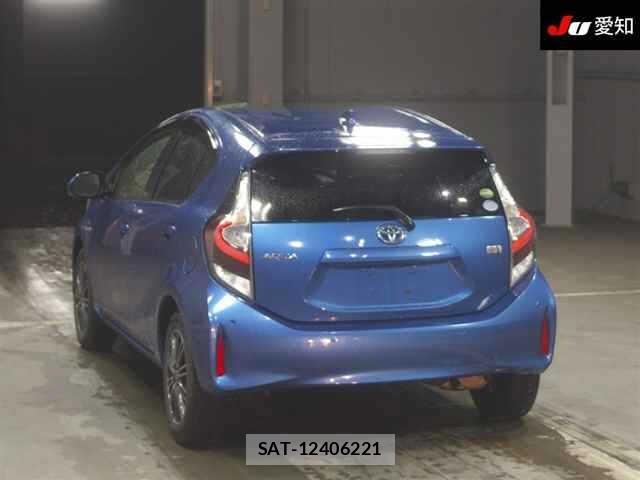 Toyota AQUA 2020 8862362-1