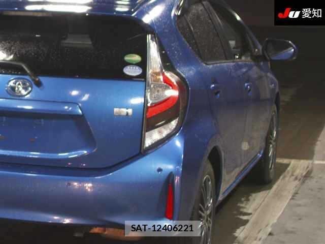 Toyota AQUA 2020 8862362-8