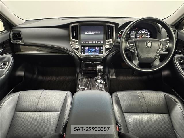 Toyota CROWN 2015 8734512-25