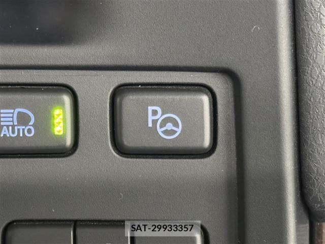 Toyota CROWN 2015 8734512-30