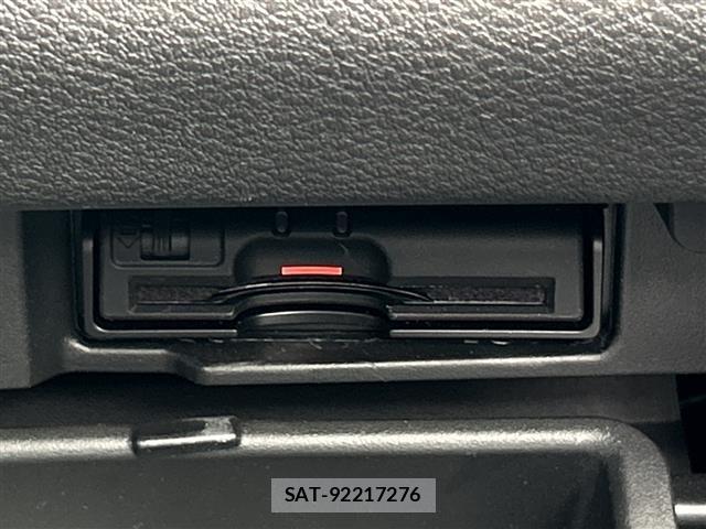 Nissan SERENA 2018 8748048-16