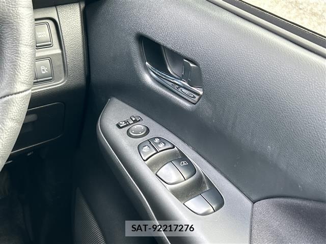 Nissan SERENA 2018 8748048-4