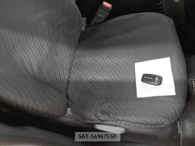 Toyota NOAH 2022 8870252-10