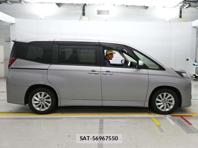 Toyota NOAH 2022 8870252-3