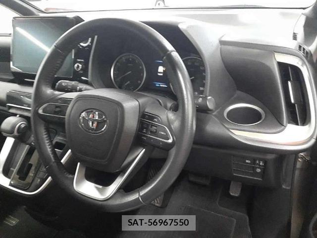 Toyota NOAH 2022 8870252-9