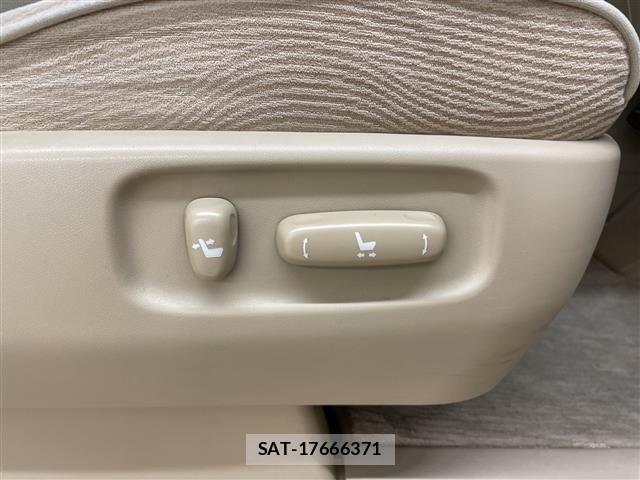 Toyota VELLFIRE 2008 8737153-4