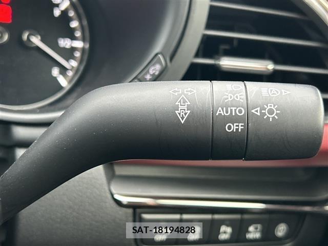 Mazda MAZDA3 2023 8732879-12