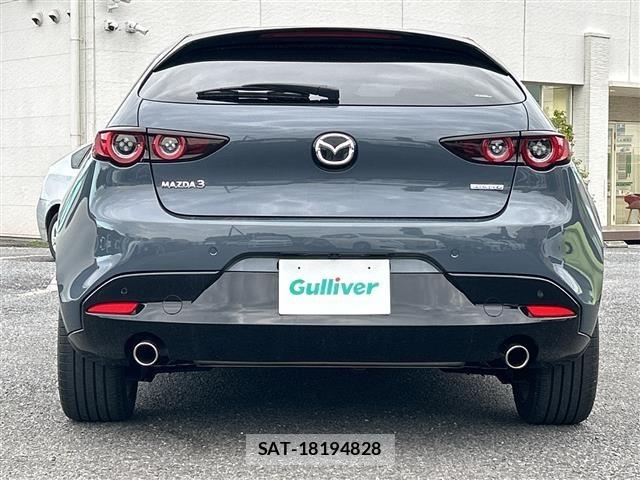 Mazda MAZDA3 2023 8732879-13