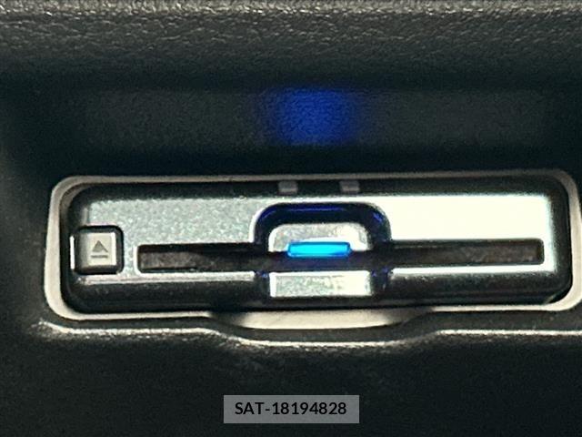Mazda MAZDA3 2023 8732879-17