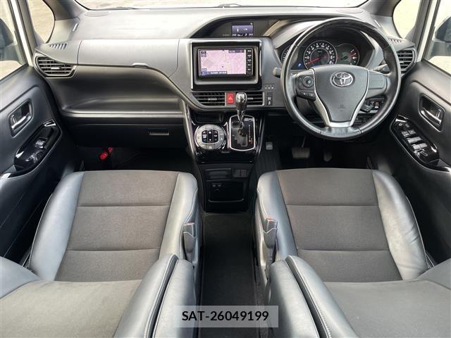 Toyota NOAH 2021 8722671-22