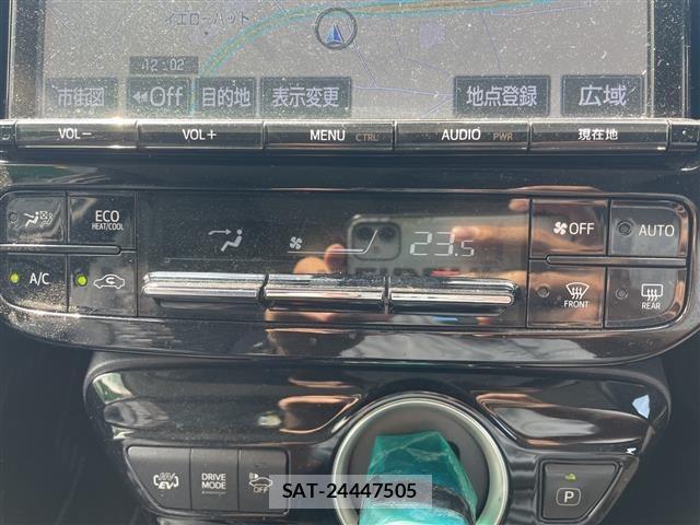 Toyota PRIUS PHV 2018 8954765-1