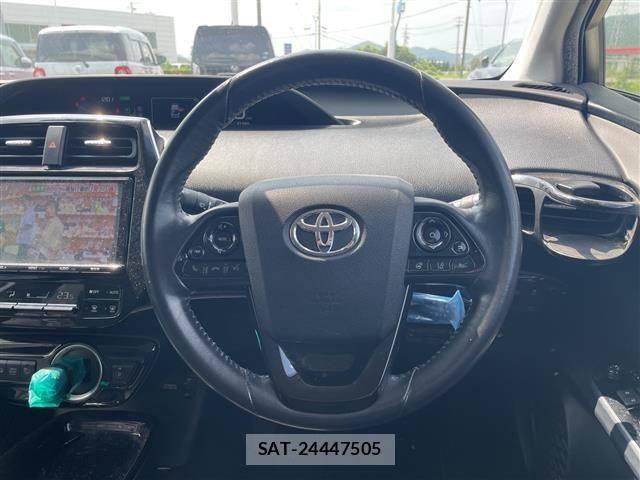 Toyota PRIUS PHV 2018 8954765-14