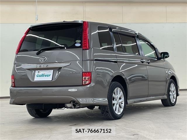 Toyota ISIS 2009 8722703-16