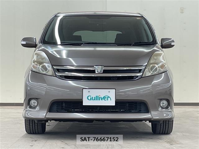 Toyota ISIS 2009 8722703-18
