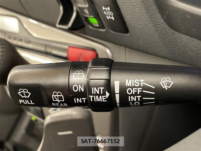 Toyota ISIS 2009 8722703-20