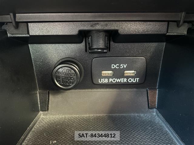 Subaru LEGACY B4 2016 8811976-2